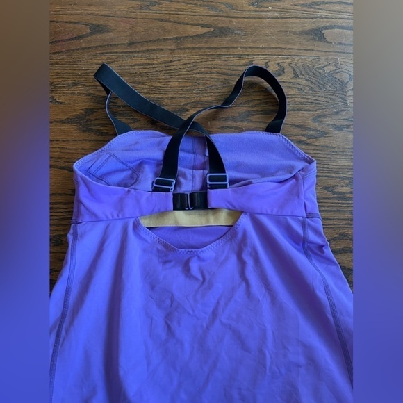 Lululemon Run: Catch Me Tank purple size 6 excellent condition - Picture 4 of 11